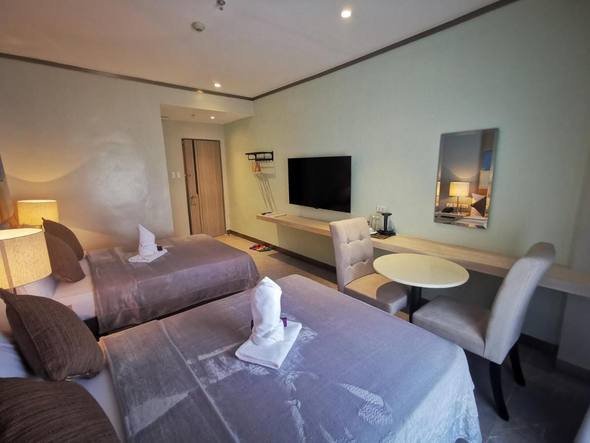 Yes Hotel Pandi Bulacan Eksteriør bilde