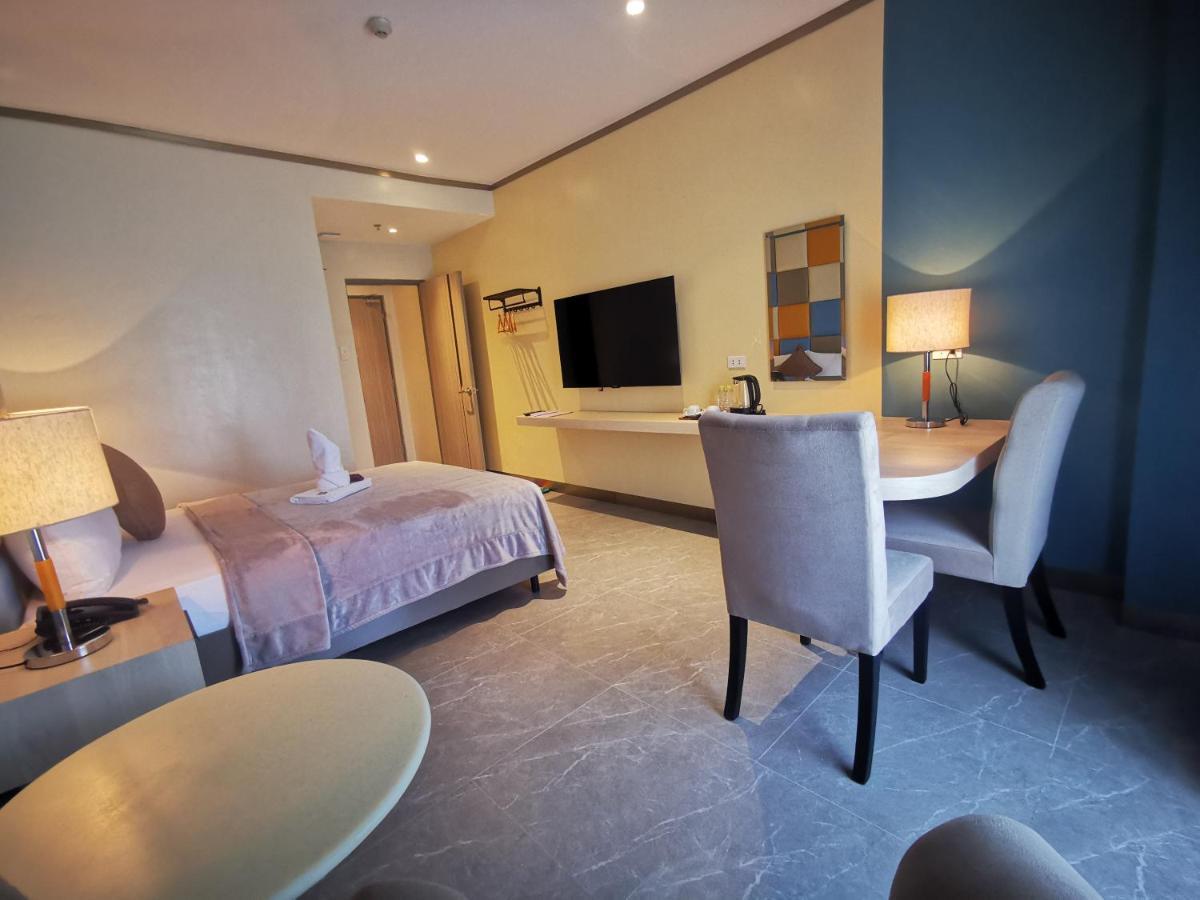 Yes Hotel Pandi Bulacan Eksteriør bilde